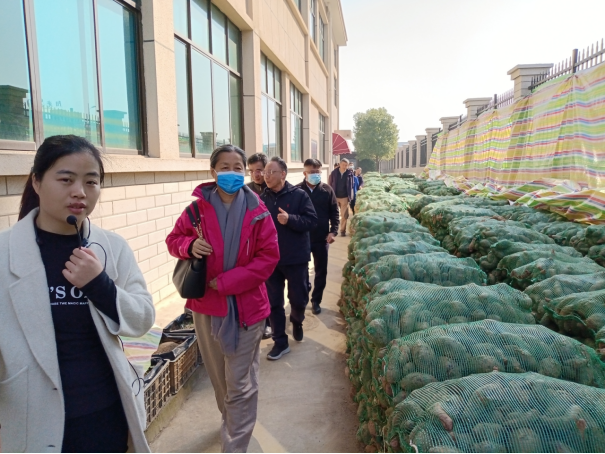 中國(guó)工業(yè)合作協(xié)會(huì)理事長(zhǎng)田玉萍一行蒞臨天香生物指導(dǎo)工作