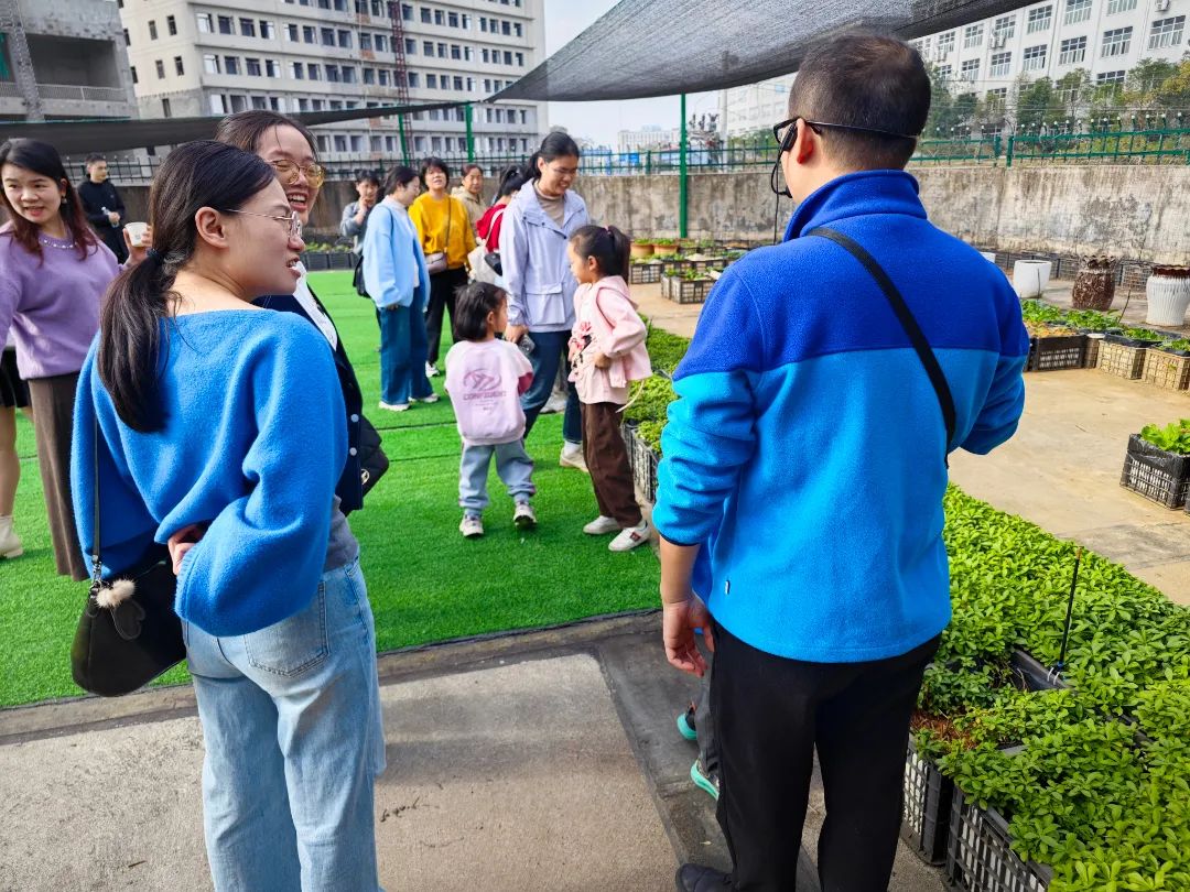 邵陽(yáng)學(xué)院附屬第二醫(yī)院團(tuán)建秋游拓展活動(dòng)在天香生物紫色健康產(chǎn)業(yè)園盛大啟航